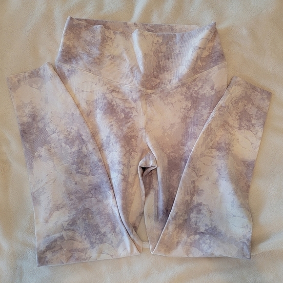 Old Navy Powerchill Extra High leggings - Picture 1 of 4